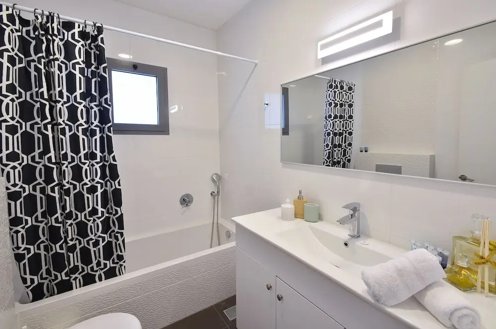 Ariston Luxury Garden Apt W Private Pool