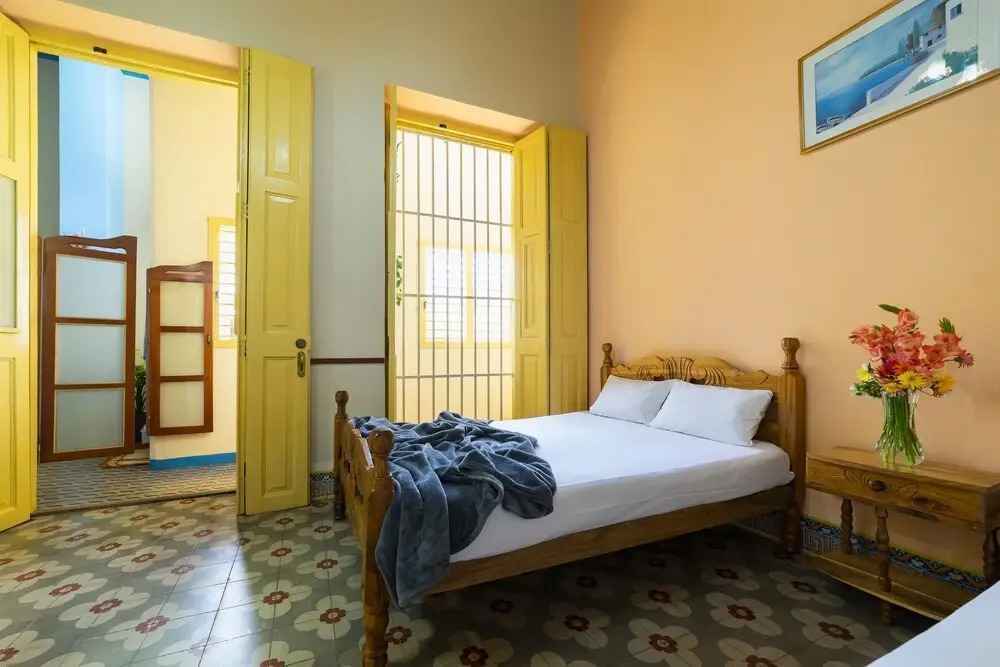 Lovely Havana Rooms