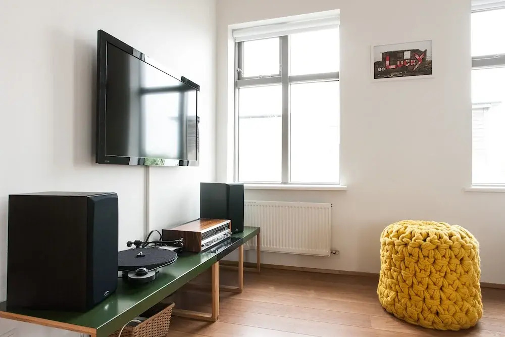 Mengi Apartments