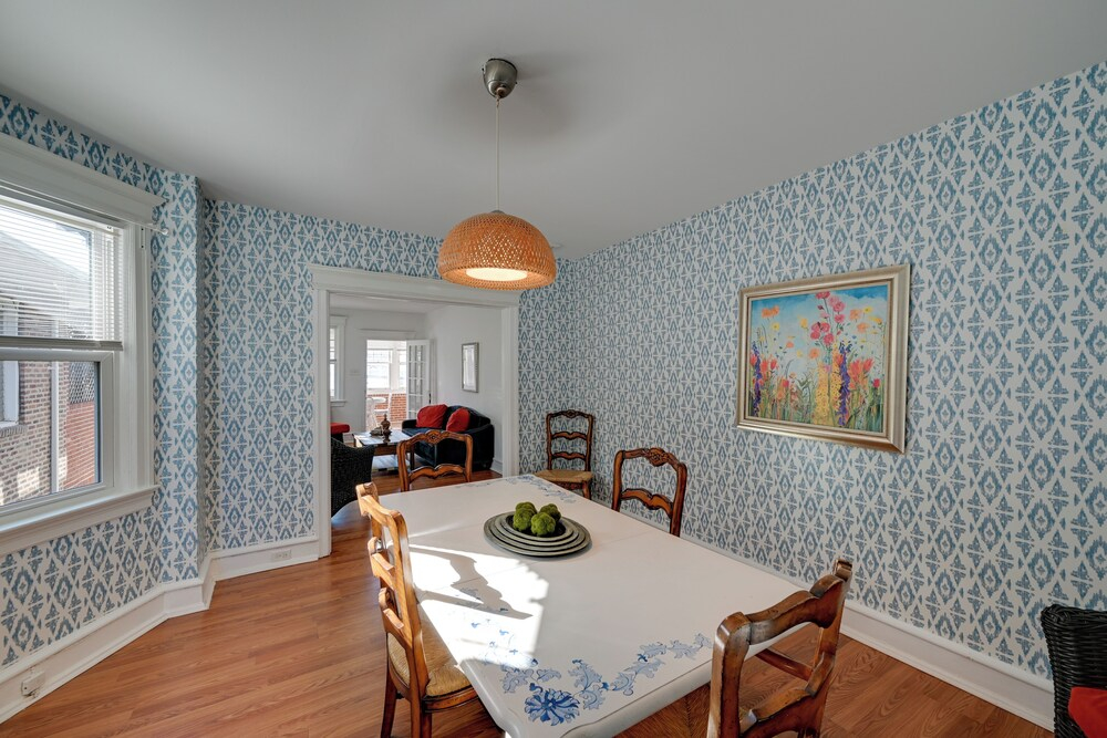 2 Blocks to Ventnor City Beach: Pet-friendly Gem!