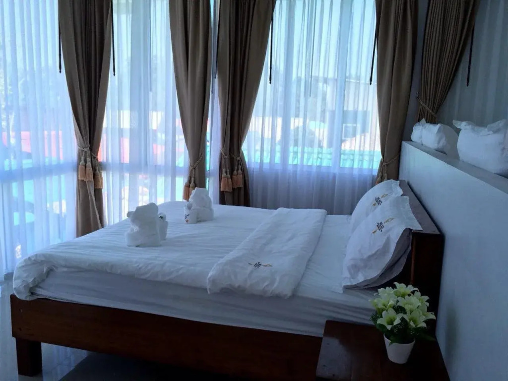 The Key Hotel