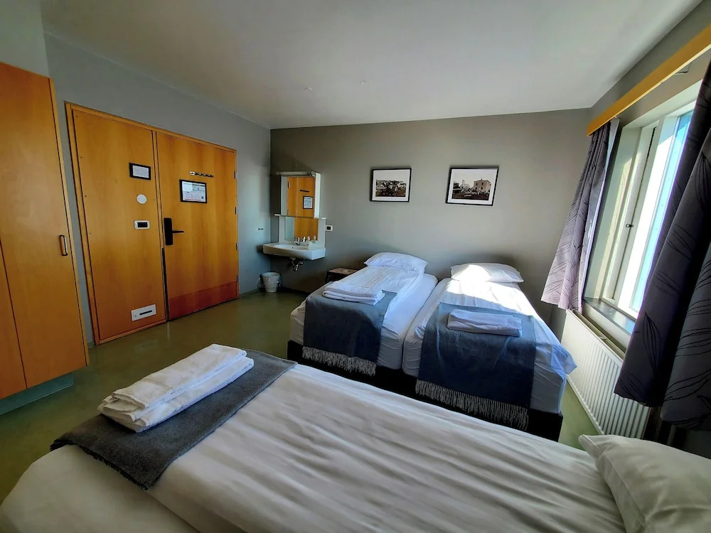 Víðines Guesthouse