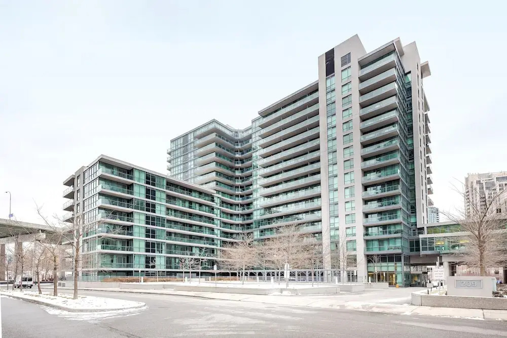 Penthouse with CN Tower view