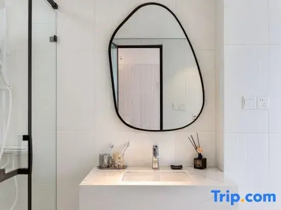 Zhu Li Moon Light Cloud Guest House (Zhujiajiao Branch)