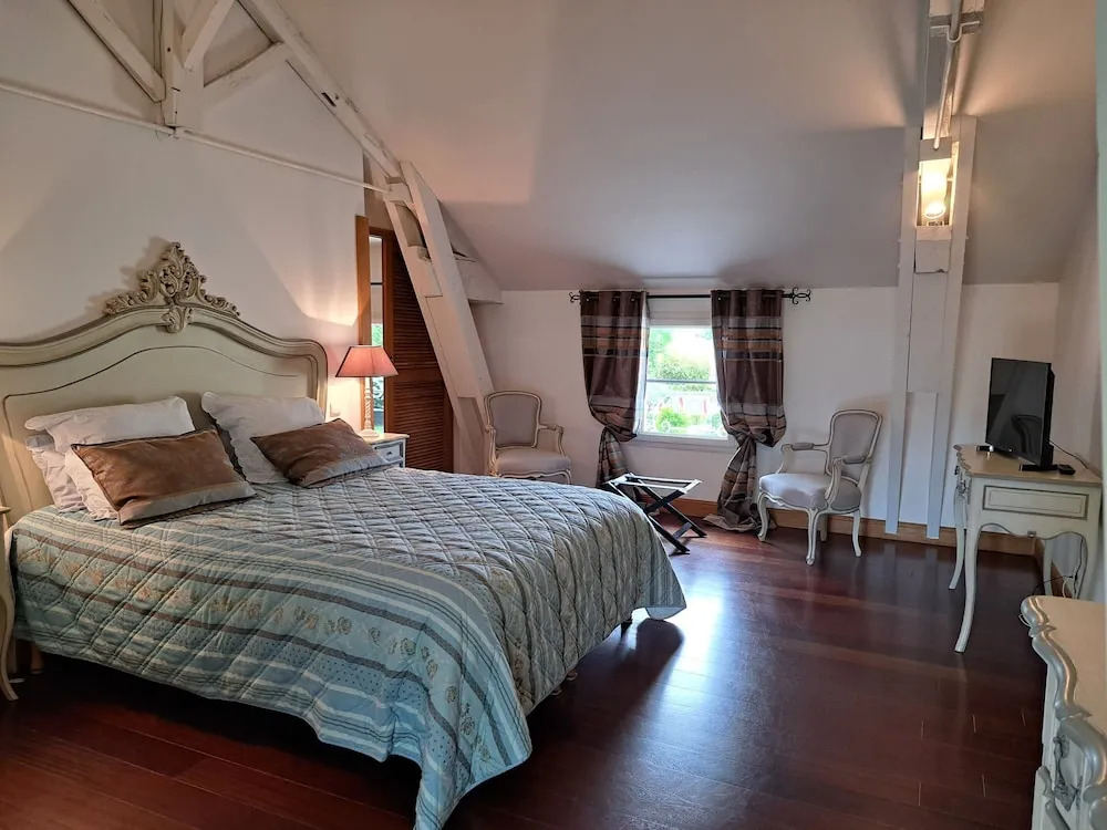 Chambre dhôtes Château de Lussac