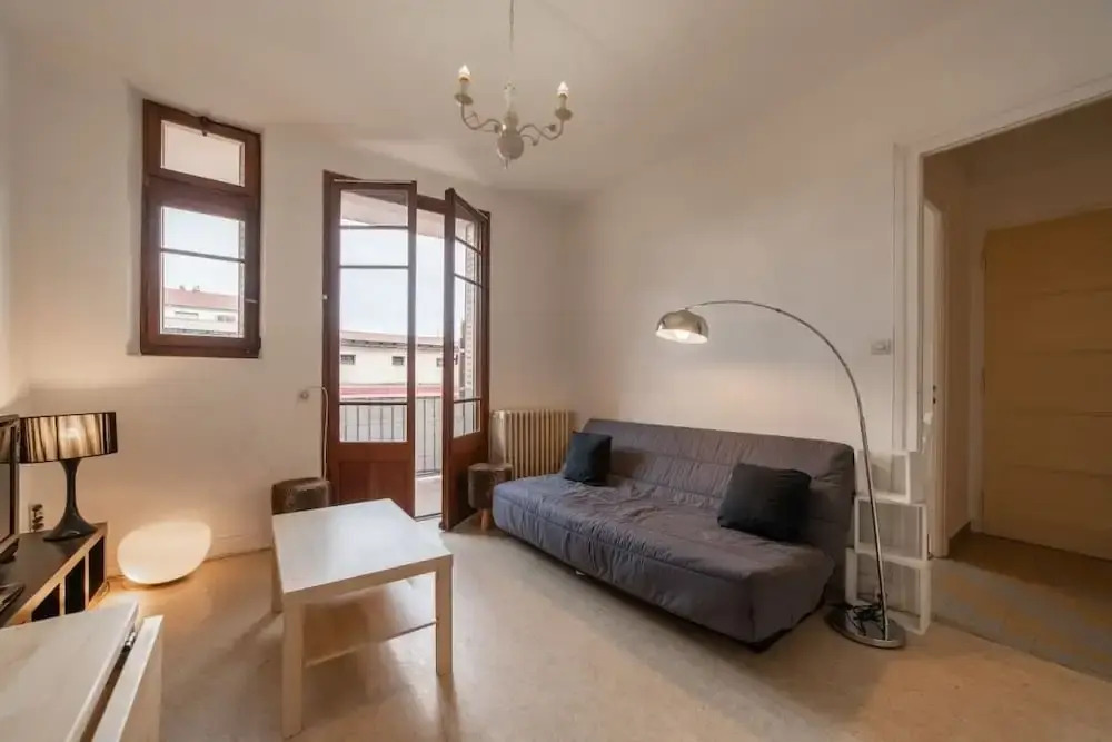 Bonlieu Private apartment