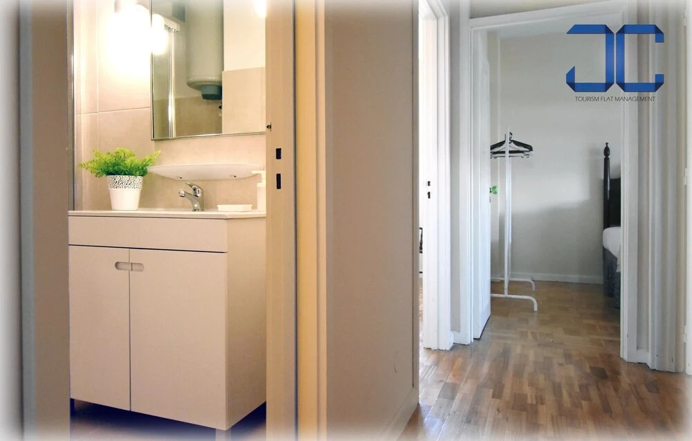 Pardal Apartment by JC
