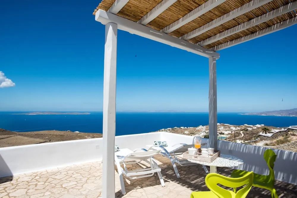 Villa DeLucien