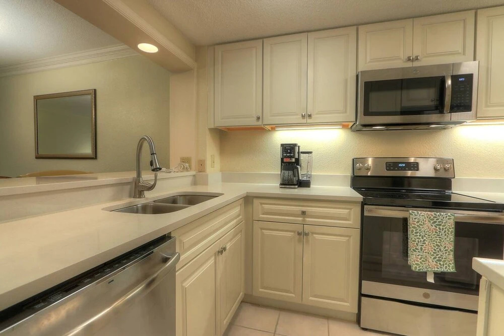 Charming 1 Bed Condo for 4 in FL