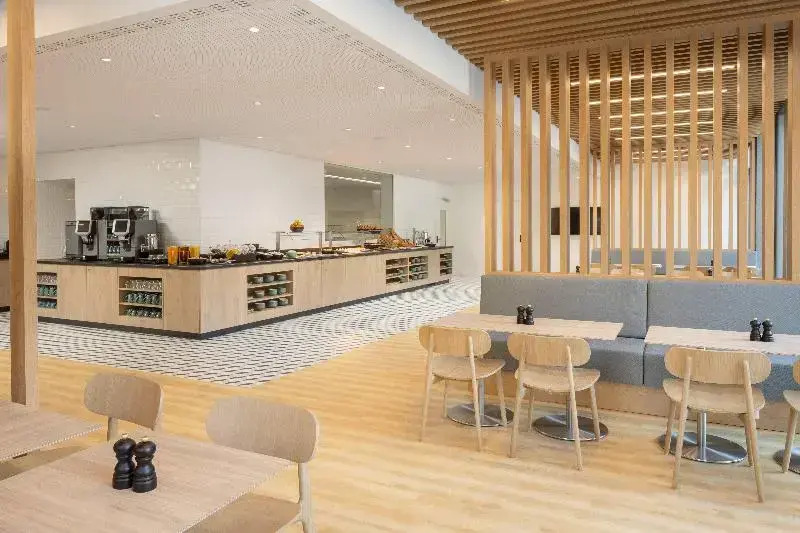 Holiday Inn Express & Suites Sion
