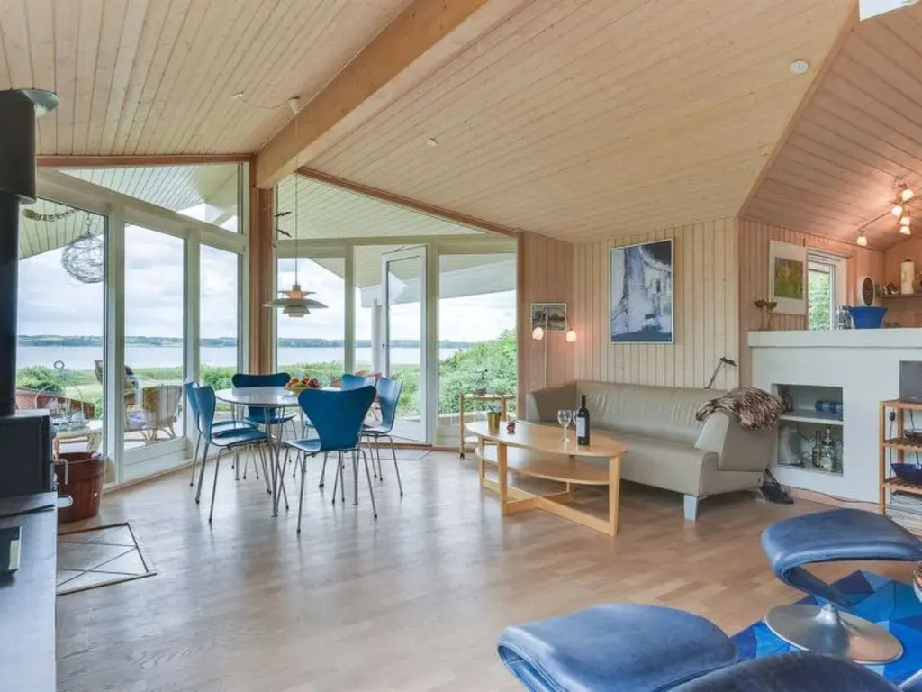 Holiday Home Brunman - 10m to the fjord by Interhome