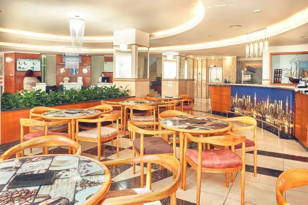 Ibis Constanta