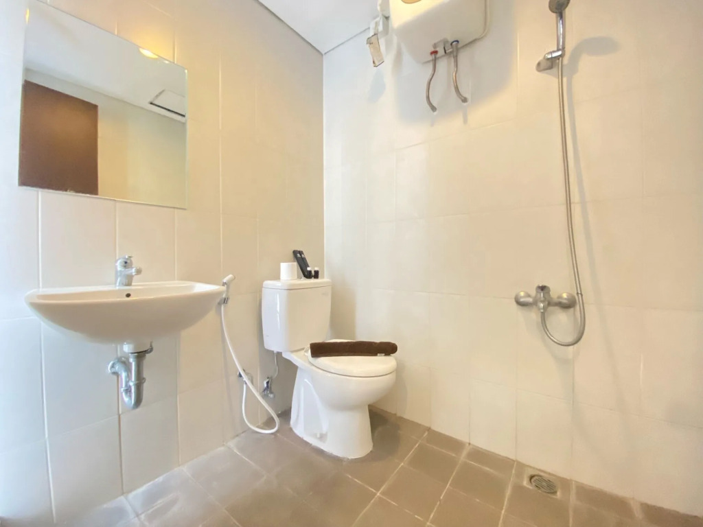 "Deluxe Studio Room At Skyland Jatinangor"