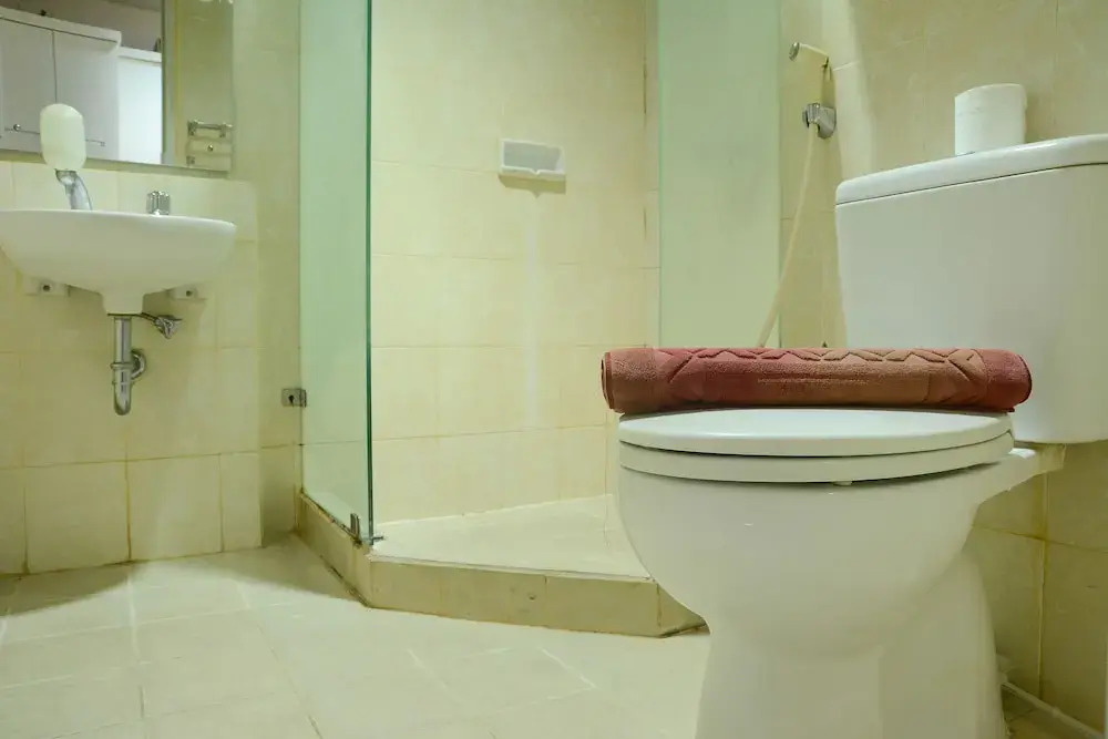 1 Bedroom at Cosmo Mansion Apartment by Travelio