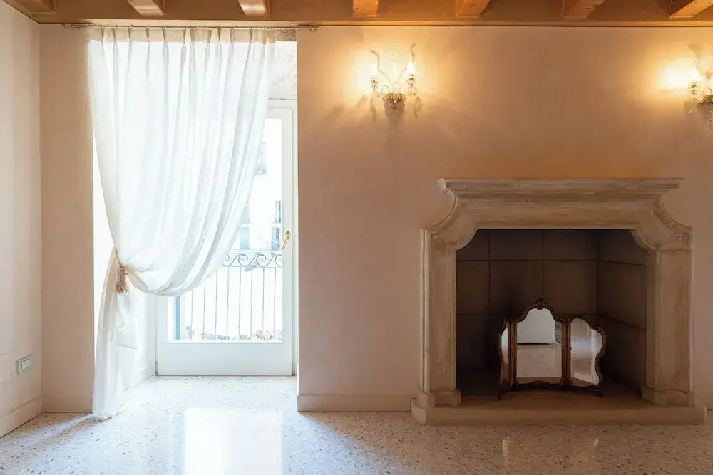 Piazza Erbe Lodge