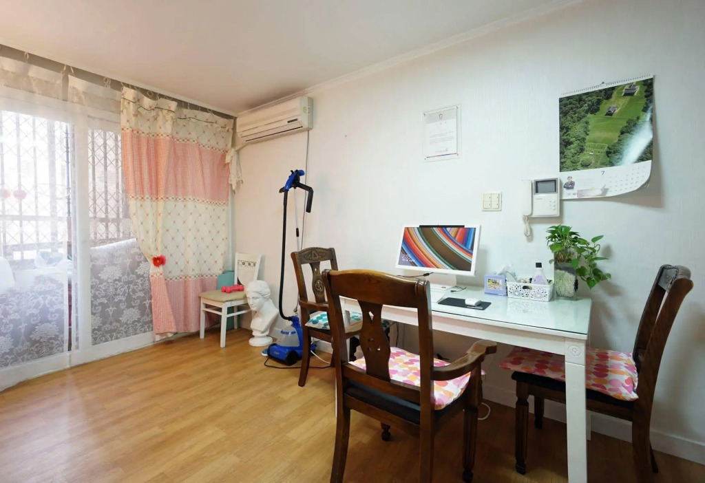 artist77house