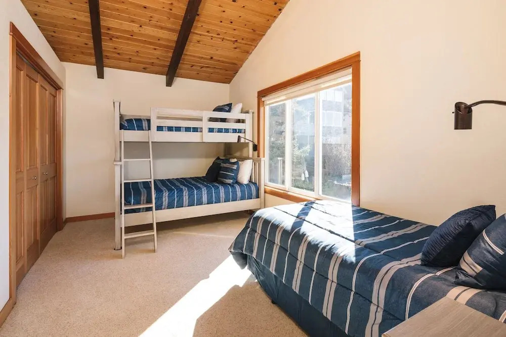 Pacific House by Avantstay Bright Airy Home w/ Direct Access to Cannon Beach