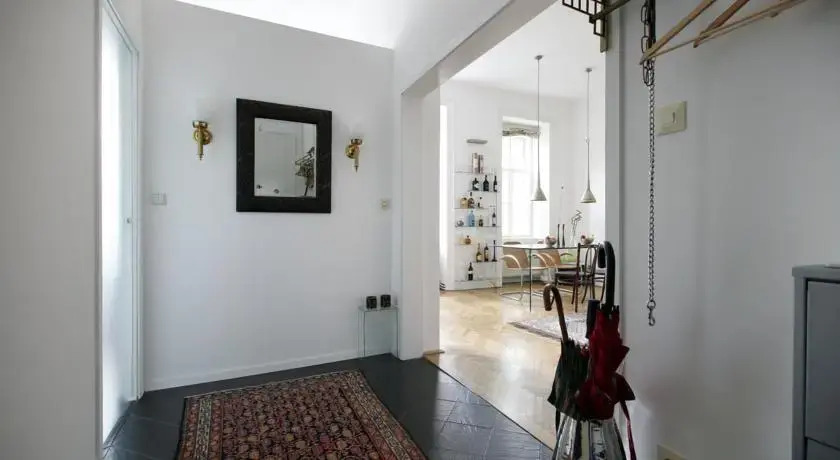 Duplex with Sauna and Garden Edelhofgasse