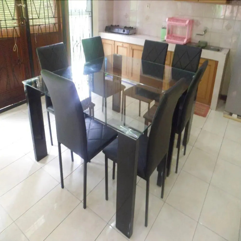 Villa Kota Bunga Azalea