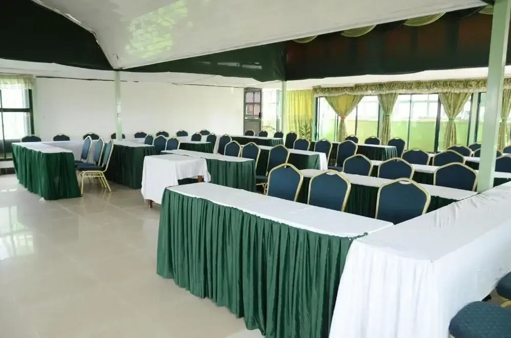 Comfy Inn Hotel