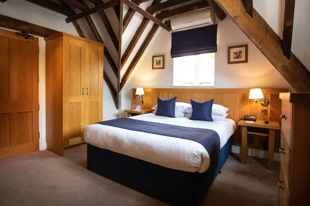 Tewin Bury Farm Hotel