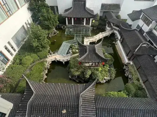 SuiningShuiyueHotel