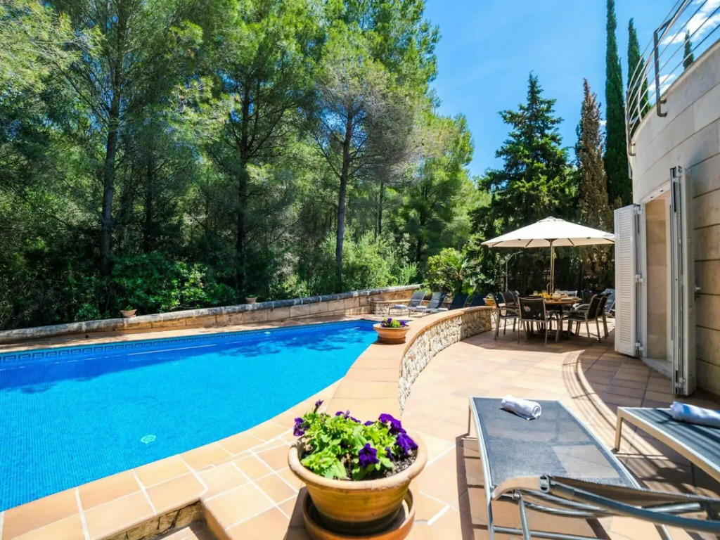 Spectacular Holiday Home in Alcudia with Private Pool