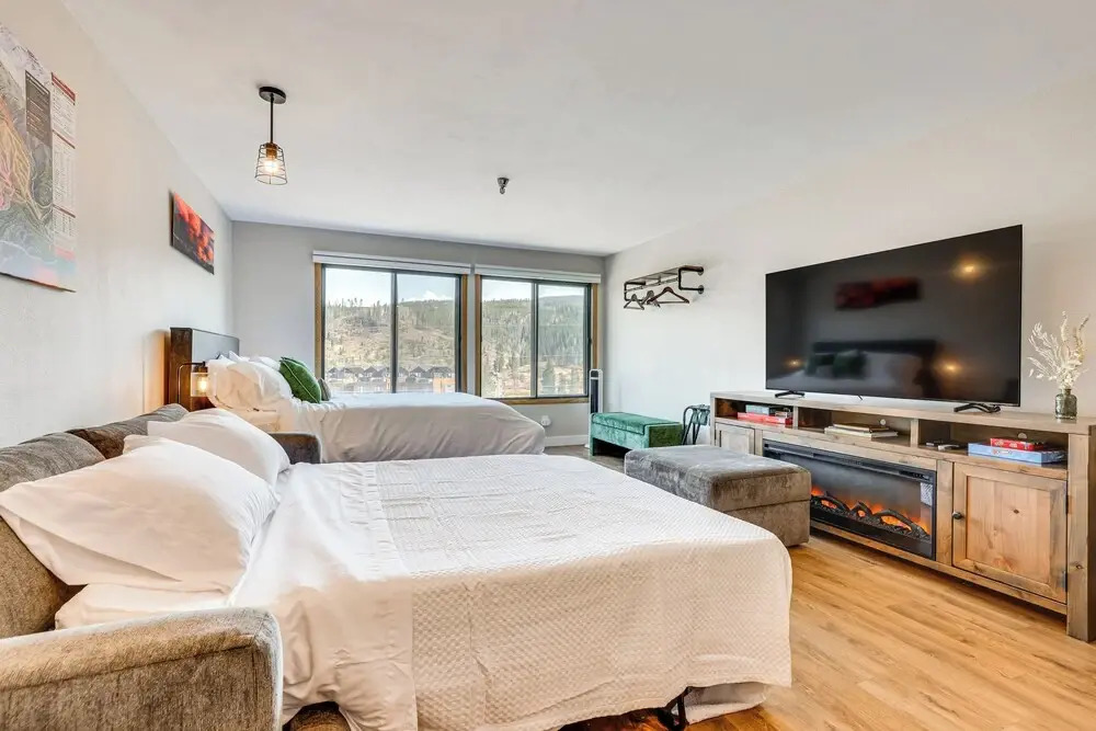 Walk to Dtwn: Winter Park Studio w/ Hot Tub Access