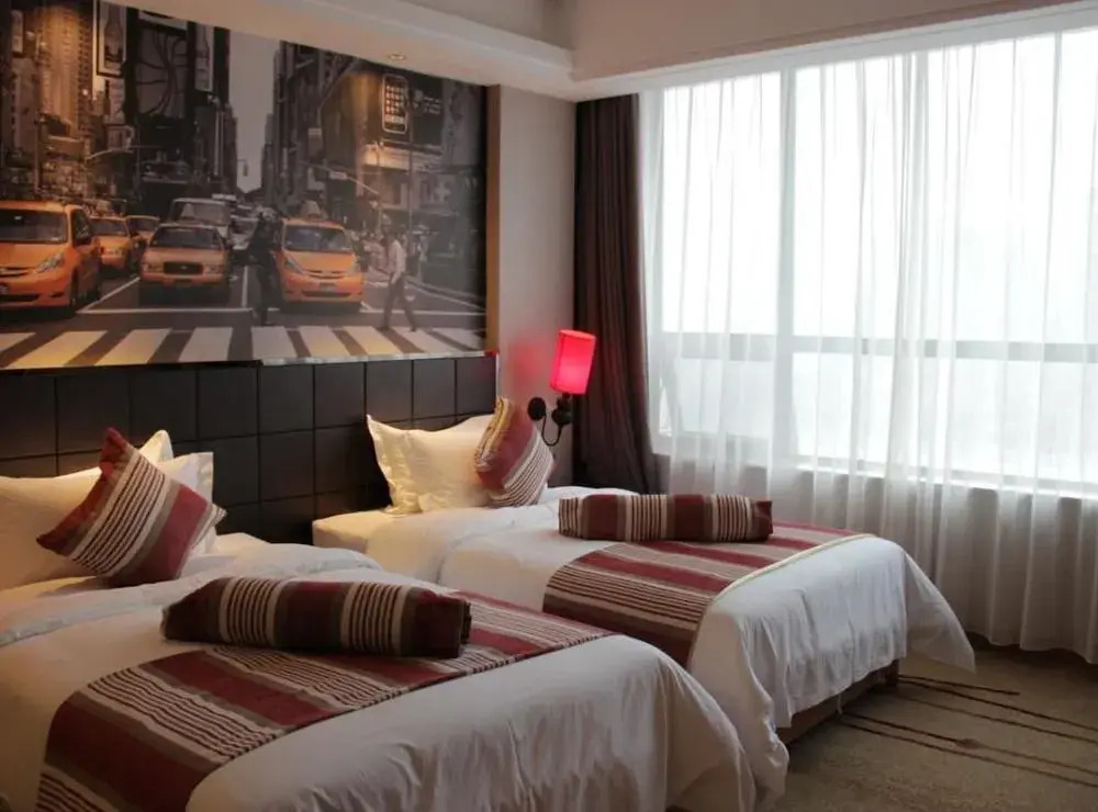 Xianning Youth Theme Hotel