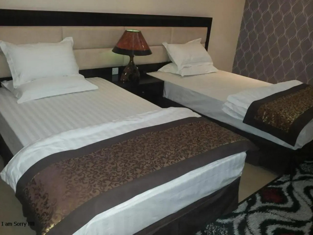 Quiet Rooms 11 Serviced Apartments