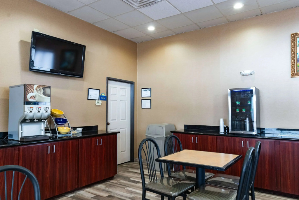 Days Inn by Wyndham N.W. Medical Center
