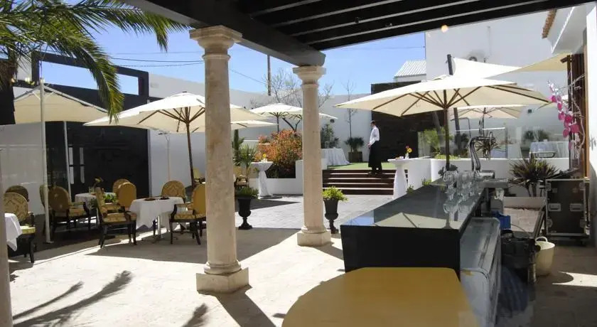El Artillero Hotel