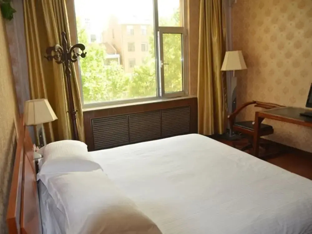 GreenTree Inn WeiFang QingZhou Middle HaiDai Road Electric Power Shell Hotel