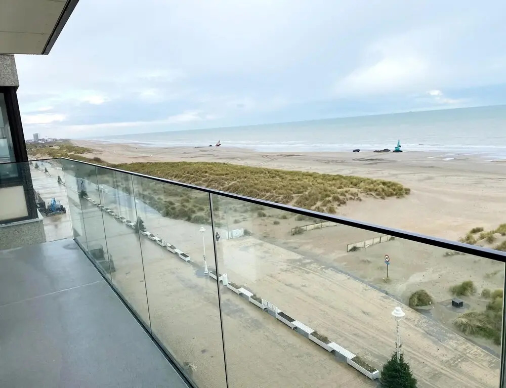 Apartment in Nieuwpoort by the Beach