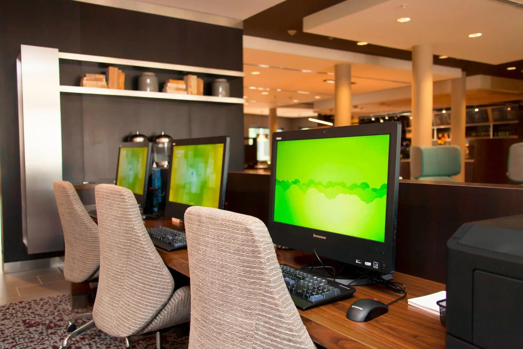 Courtyard by Marriott Houston City Place