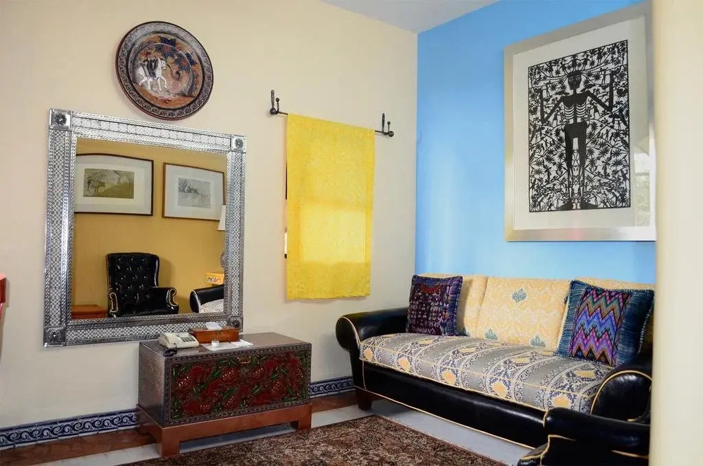 Hotel Casa de Las Flores Bed and Breakfast
