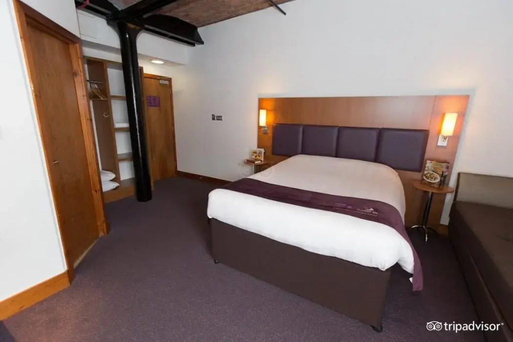 Premier Inn Liverpool City - Albert Dock
