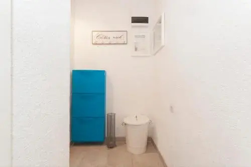 Guesthouse F