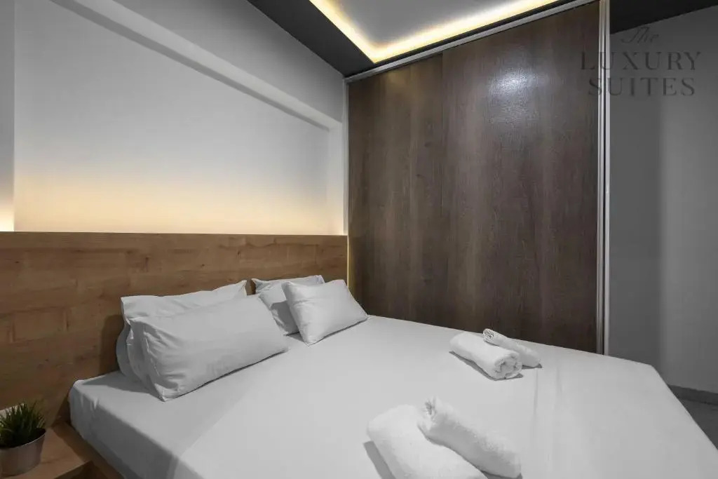 Adelle Apartments The Luxury Suites