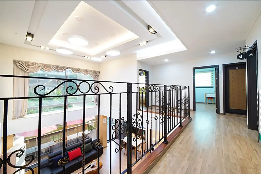 Jebudo Neuldanbee Pension