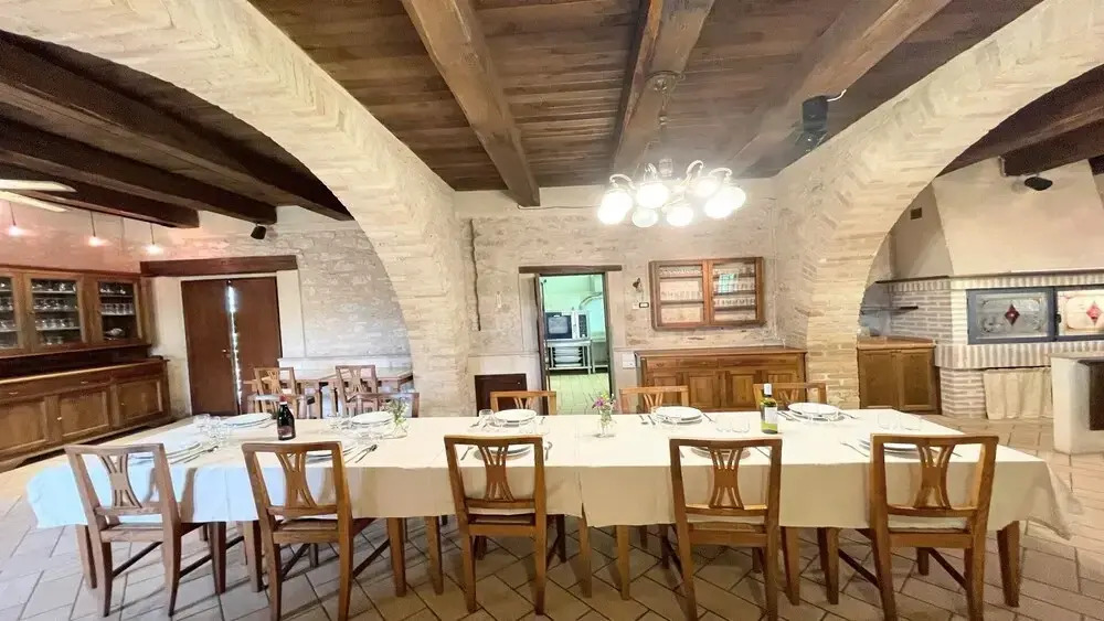 Contemporary Villa With Pool - Spello By The Pool - Sleeps 11 Exclusively Yours