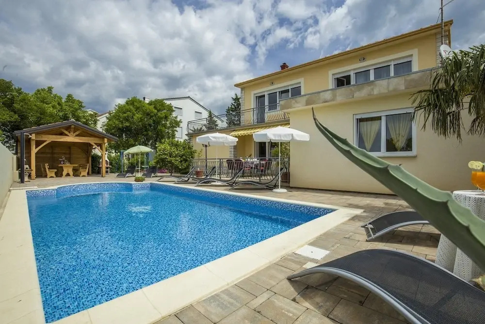 Villa Mary by Villas Guide