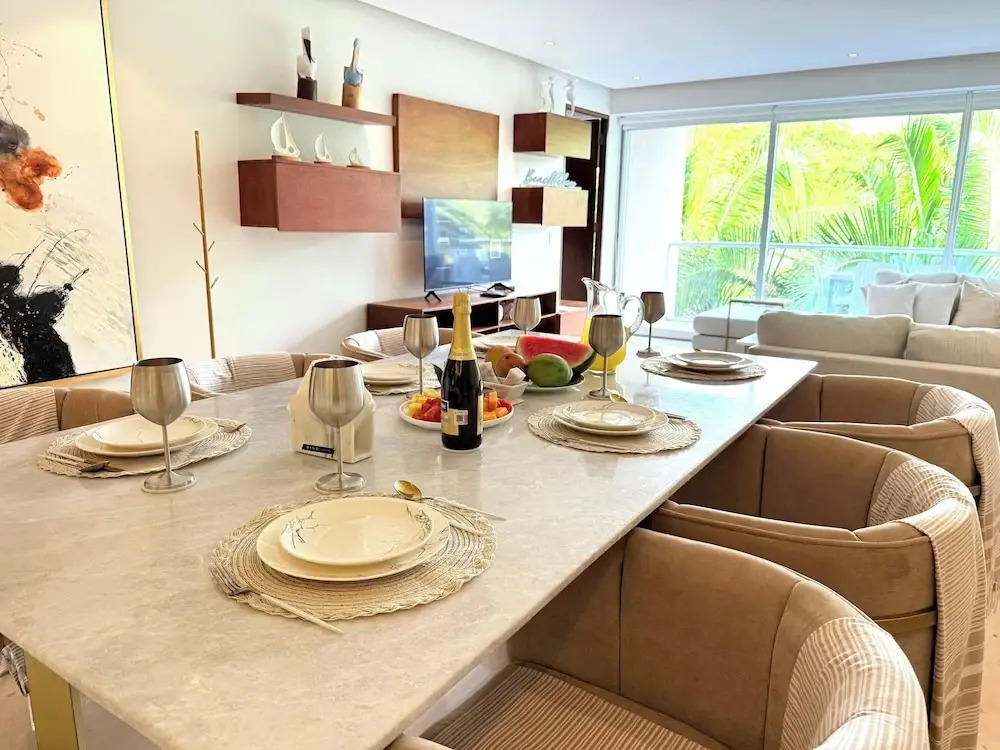 Bolongo 3BR Your Exclusive Oceanfront Escape