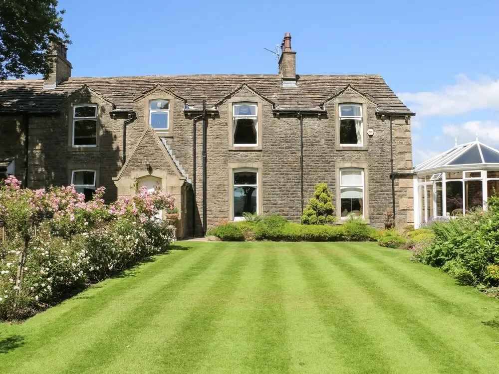 Manor House