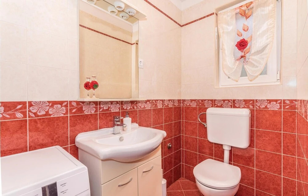 2 Bedroom Gorgeous Apartment In Polje