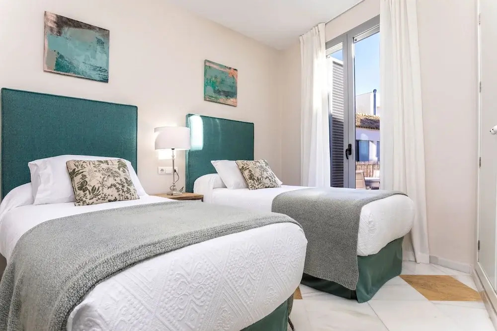 Genteel Home Abades