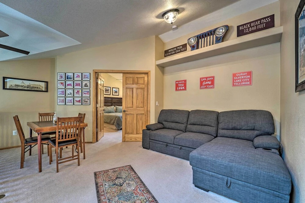 Townhome w/ Mtn Views: 1 Block to Downtown Ouray!