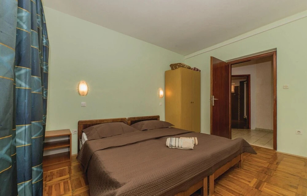 Amazing Home in Biograd With Wifi and 2 Bedrooms
