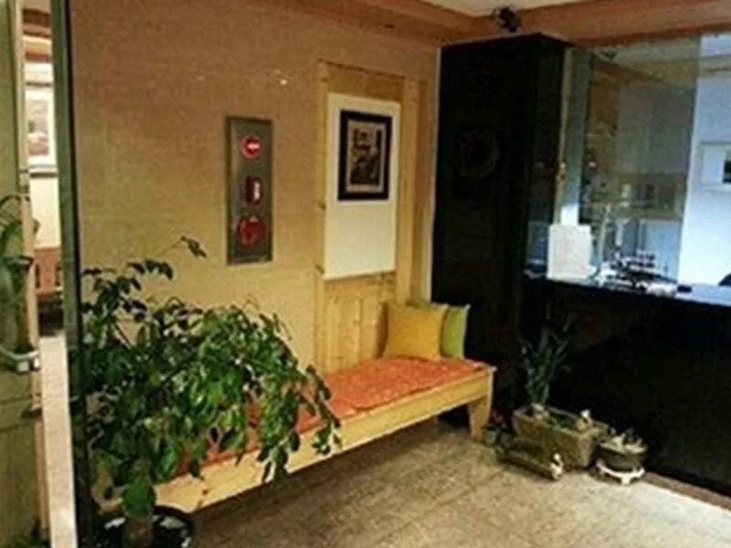 Helios Motel
