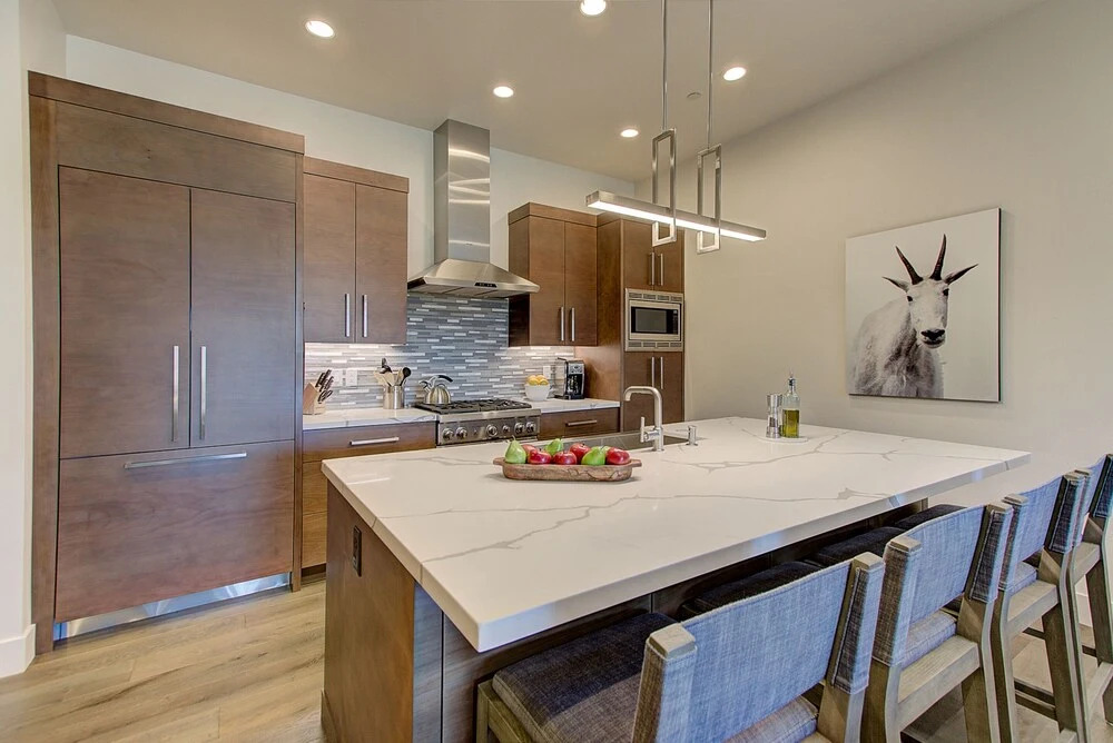 Juniper Landing 3 Bedroom by Avantstay Condo in Park City Mountain Resort w/ Pool, Hot Tub & Gym
